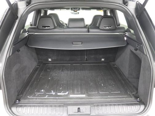 2017 Land Rover Range Rover Sport 5.0L Supercharged SVR