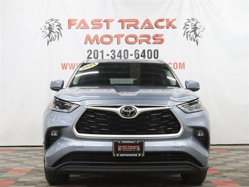 BLUE 2021 Toyota Highlander XLE