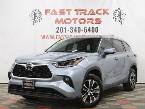 BLUE 2021 Toyota Highlander XLE