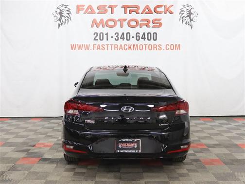 2020 Hyundai ELANTRA Limited