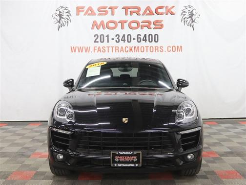 2018 Porsche Macan Macan