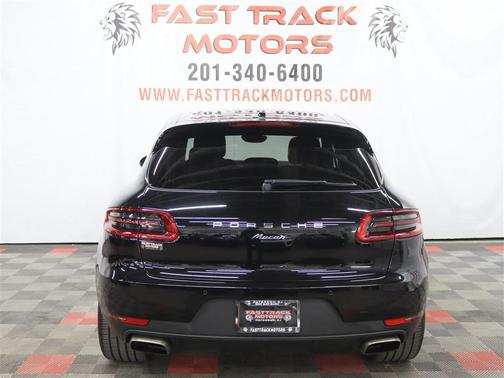 2018 Porsche Macan Macan