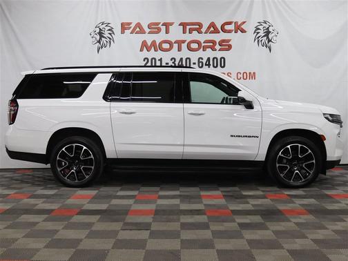 2022 Chevrolet Suburban RST