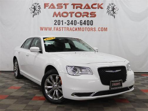 2022 Chrysler 300 Touring