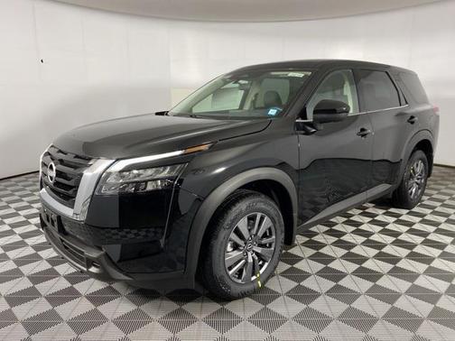 2025 Nissan Pathfinder S 4WD