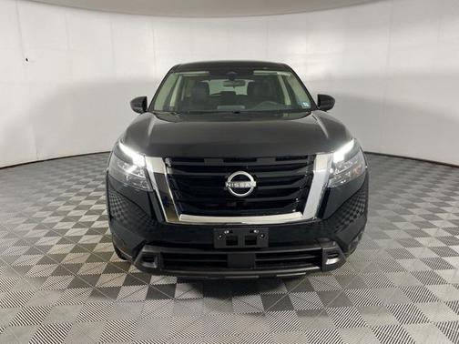 2025 Nissan Pathfinder S 4WD