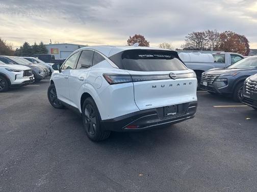 2025 Nissan Murano SL