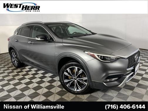 2018 INFINITI QX30 Premium