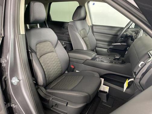 2025 Nissan Pathfinder S 4WD
