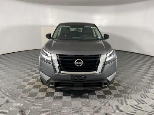 2025 Nissan Pathfinder S 4WD