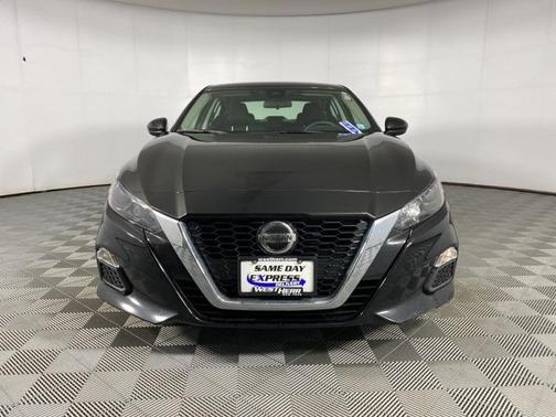 2022 Nissan Altima S FWD
