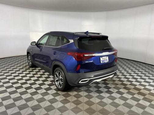 2022 Kia Seltos EX