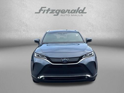 Coastal Gray Metallic 2023 Toyota Venza Limited