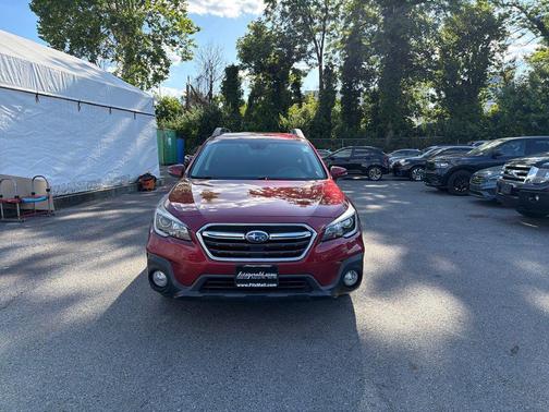 Crimson Red Pearl 2019 Subaru Outback 2.5i Premium