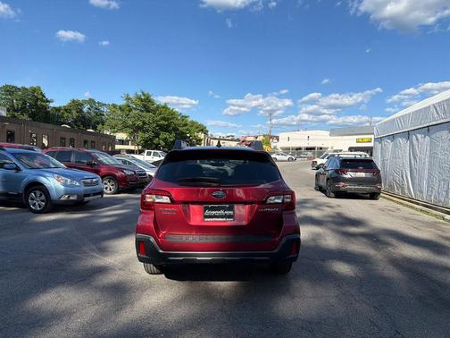 Crimson Red Pearl 2019 Subaru Outback 2.5i Premium