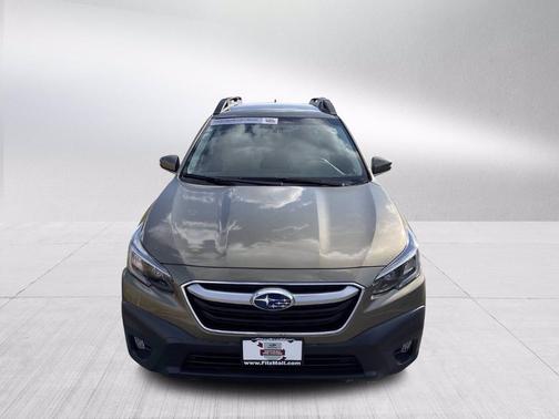 Photo 5 of 25 of 2020 Subaru Outback Premium
