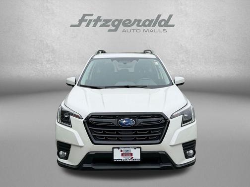 Crystal White Pearl 2023 Subaru Forester Premium