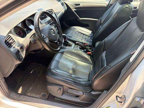 '''' 2016 Volkswagen Golf SportWagen TSI SE 4-Door