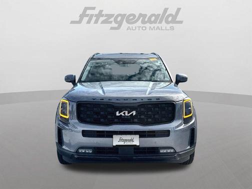 Everlasting Silver 2022 Kia Telluride SX