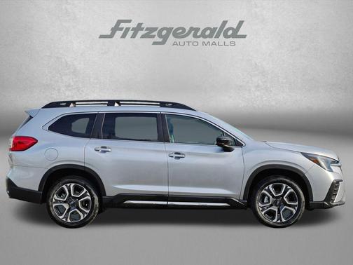 Ice Silver Metallic 2026 Subaru Ascent Limited 7-Passenger