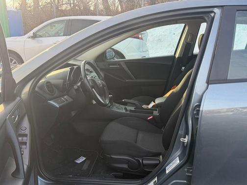 2012 Mazda Mazda3 i Touring