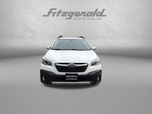 Crystal White Pearl 2021 Subaru Outback Limited XT
