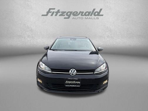 Black 2016 Volkswagen Golf TSI SE 4-Door