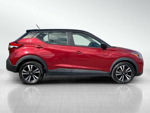 2019 Nissan Kicks SV