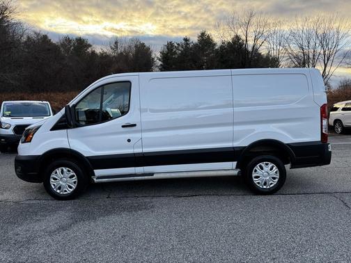 2024 Ford Transit-250 Base