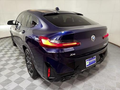 2023 BMW X4 M40i