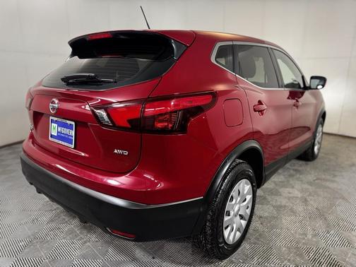 2018 Nissan Rogue Sport S
