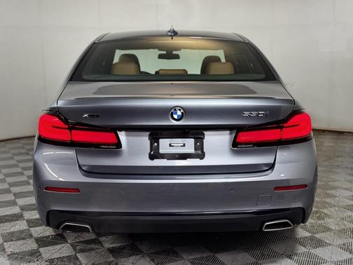 2022 BMW 530 i xDrive