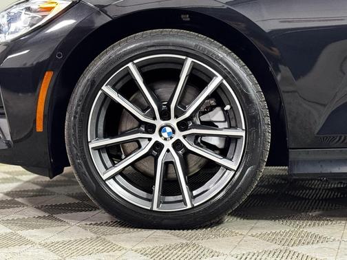 2019 BMW 330 xDrive