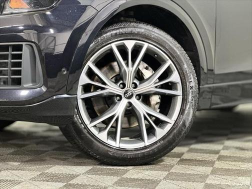 2021 Audi Q8 55 Premium