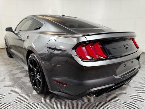 2018 Ford Mustang EcoBoost Premium
