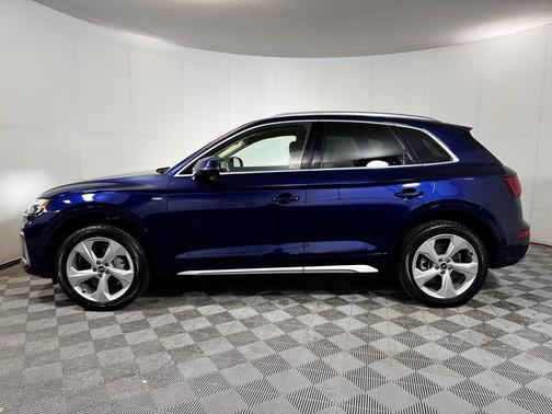 2023 Audi Q5 45 S line Premium Plus
