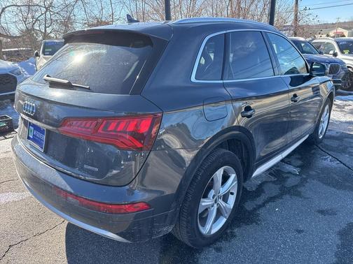 2020 Audi Q5 45 Prestige