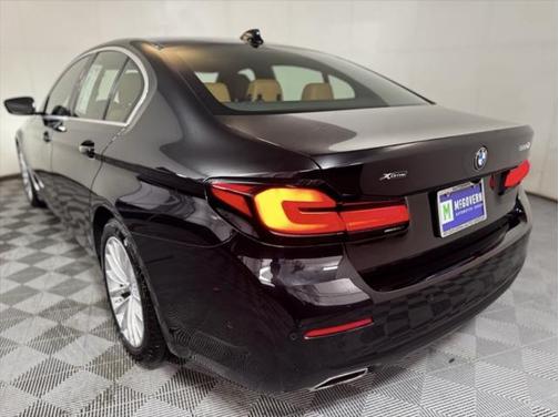 2022 BMW 530 i xDrive