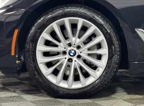 2022 BMW 530 i xDrive