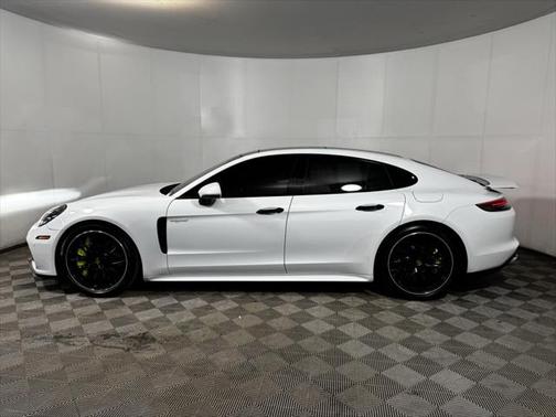 2018 Porsche Panamera E-Hybrid Turbo S