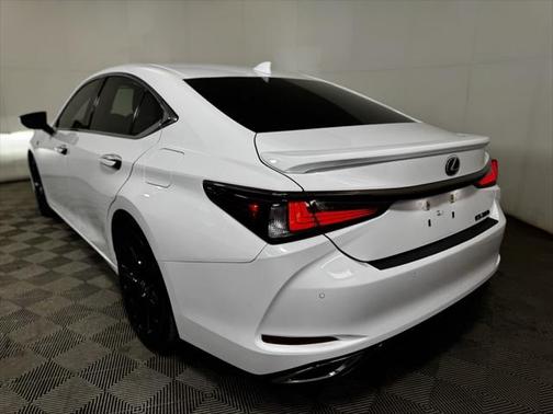 2022 Lexus ES 350 F Sport