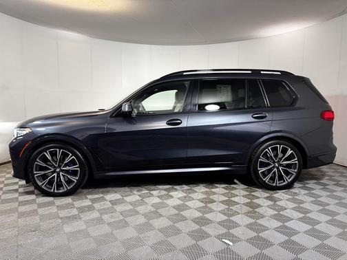 2020 BMW X7 M50i