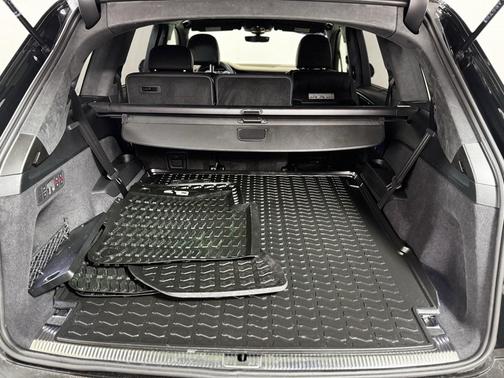 2025 Audi Q7 55 Prestige