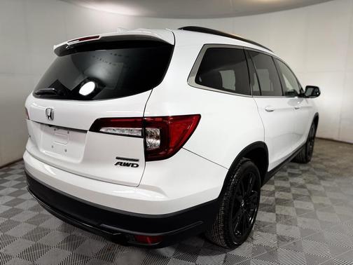 2022 Honda Pilot AWD Special Edition