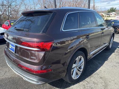 Barrel Brown Metallic 2022 Audi Q7 45 Premium Plus