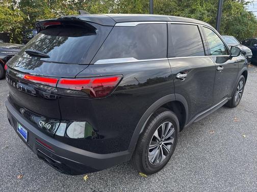 2024 INFINITI QX60 Pure