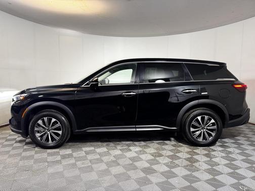 2024 INFINITI QX60 Pure