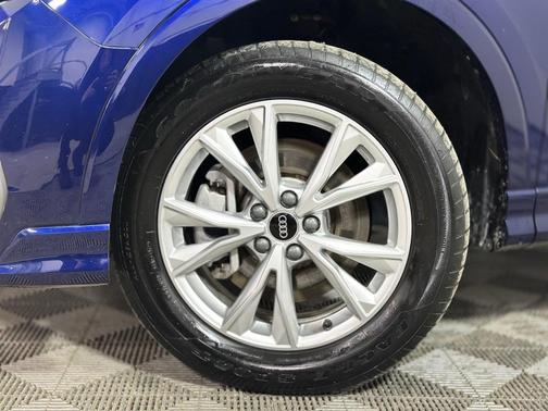 2023 Audi Q3 45 S line Premium Plus