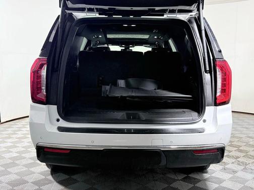 Summit White 2022 GMC Yukon XL SLT