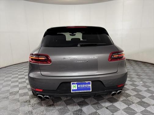2015 Porsche Macan S